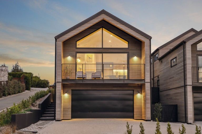 Photo of property in 45a Mcadam Drive, Jacks Point, Queenstown, 9371