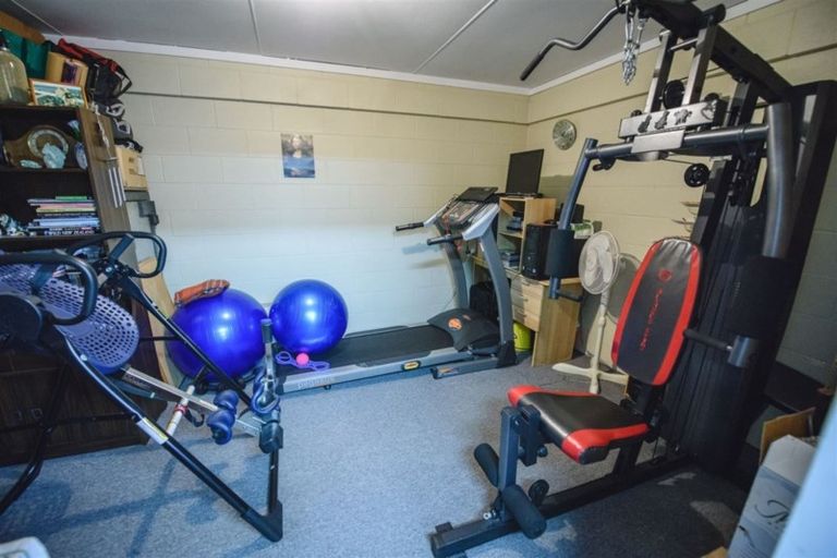 Photo of property in 14 Cambridge Street, Balclutha, 9230