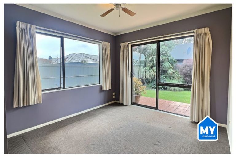 Photo of property in 215 Frimley Oaks, Frimley, Hastings, 4120