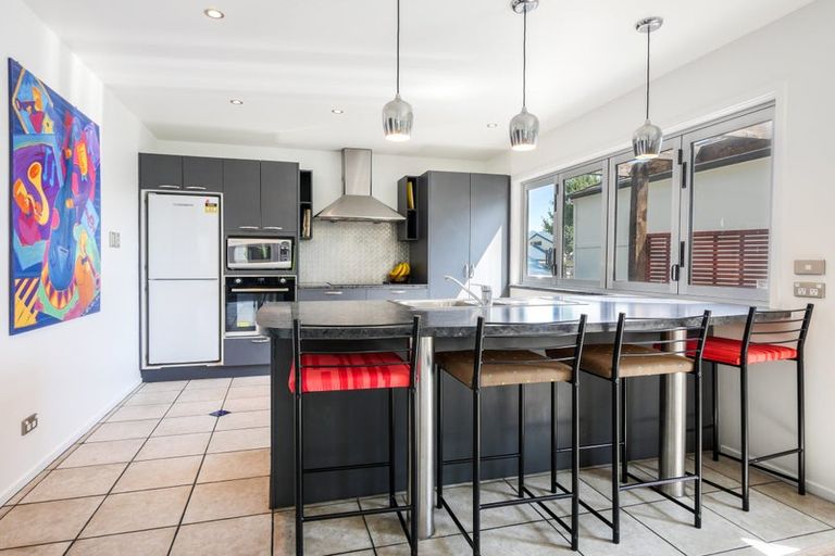 Photo of property in 8b Oakwood Place, Wanaka, 9305