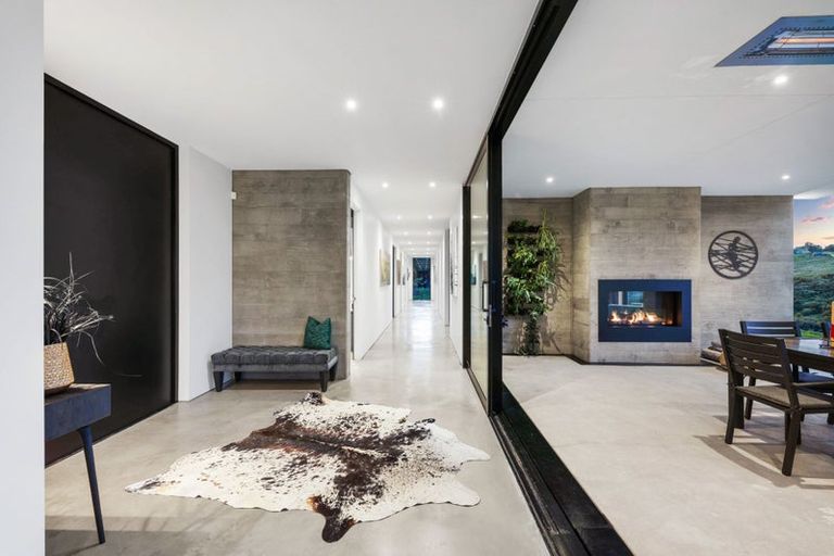 Photo of property in 104 Stoneridge Terrace, Whitford, Manurewa, 2576