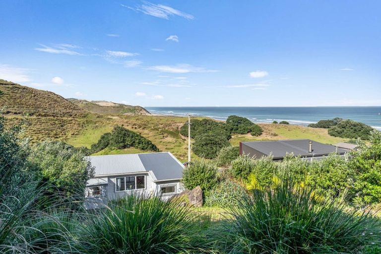 Photo of property in 616 Aranga Coast Road, Aranga, 0376