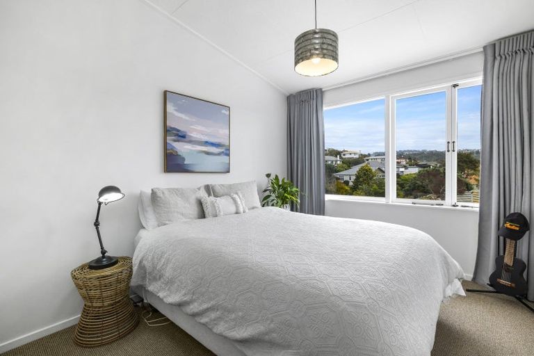 Photo of property in 77 Easther Crescent, Kew, Dunedin, 9012