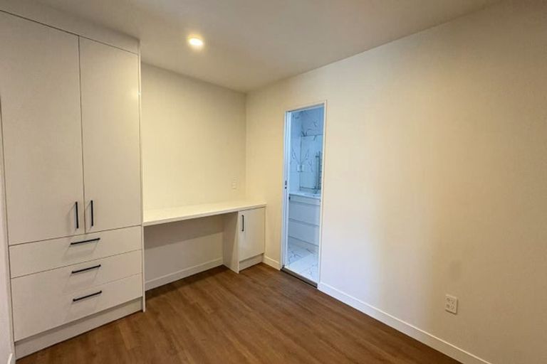 Photo of property in 64 Oaktree Avenue, Browns Bay, Auckland, 0630