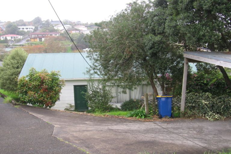 Photo of property in 1/39 Penzance Road, Mairangi Bay, Auckland, 0630