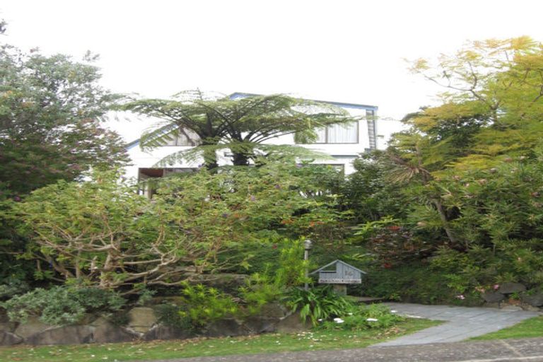 Photo of property in 16 Tairua Heights, Tairua, 3508