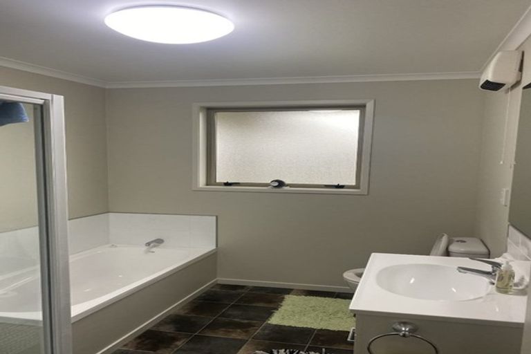 Photo of property in 1 Hinton Court, Kingswell, Invercargill, 9812