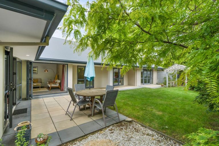 Photo of property in 14 Caroline Way, Northwood, Christchurch, 8051