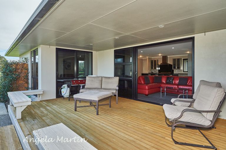 Photo of property in 1334 Napier Road, Ashhurst, 4810