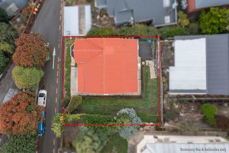 Photo of property in 3 Bishops Road, Dunedin Central, Dunedin, 9016