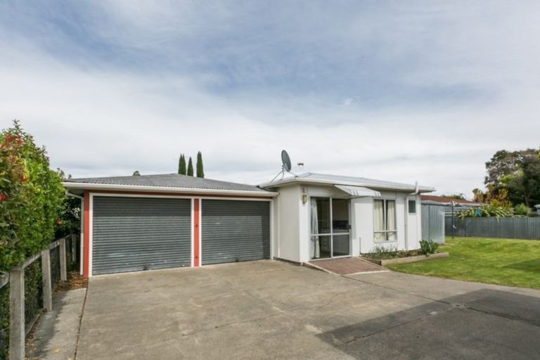 Photo of property in 806 Oxford Street, Saint Leonards, Hastings, 4120