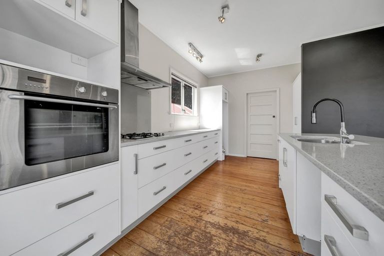 Photo of property in 38 Pembroke Road, Stratford, 4332