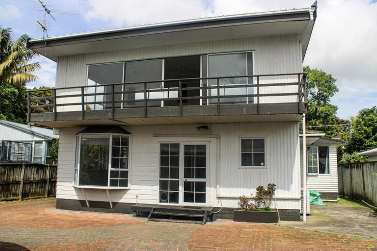 Photo of property in 5 Sullivan Avenue, Mangere Bridge, Auckland, 2022