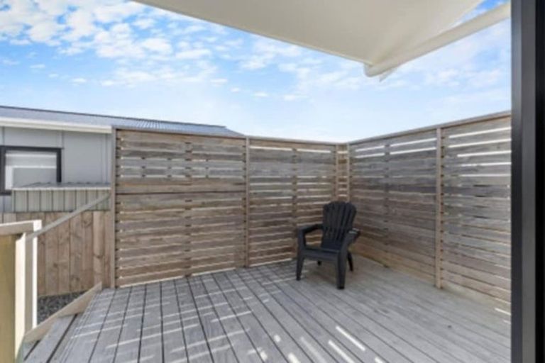 Photo of property in 27a Hinemoa Street, Levin, 5510