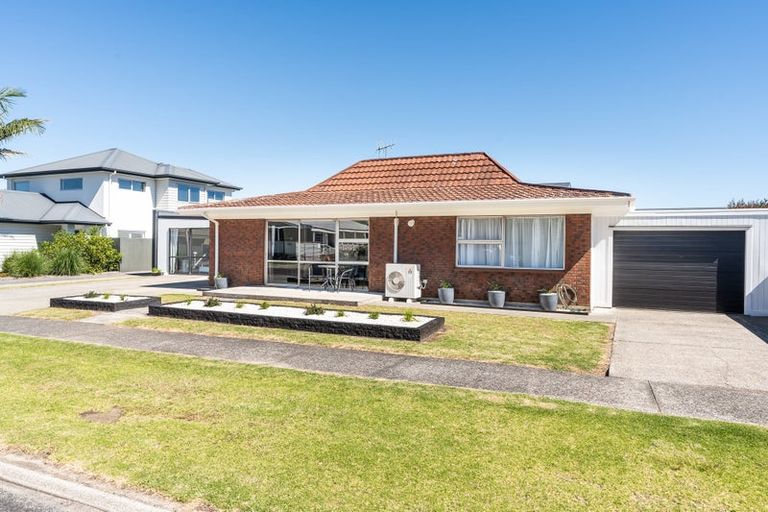 Photo of property in 101a Charleston Avenue, Whangamata, 3620