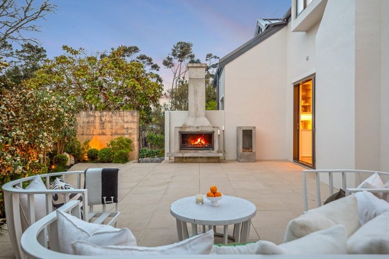 Photo of property in 78a Rame Road, Greenhithe, Auckland, 0632