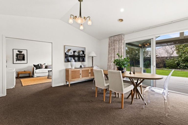 Photo of property in 54 Whakatomo Place, Havelock North, 4130