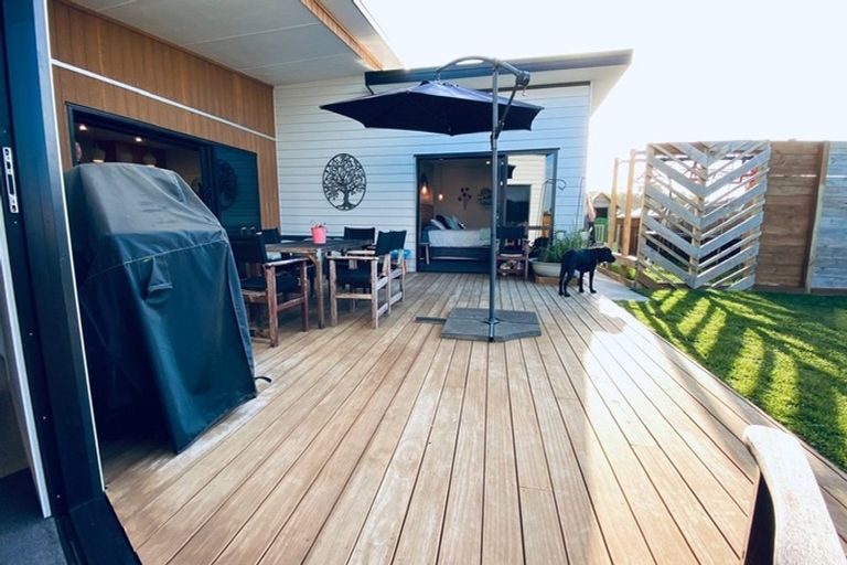 Photo of property in 69 Cyrus Street, Whalers Gate, New Plymouth, 4310