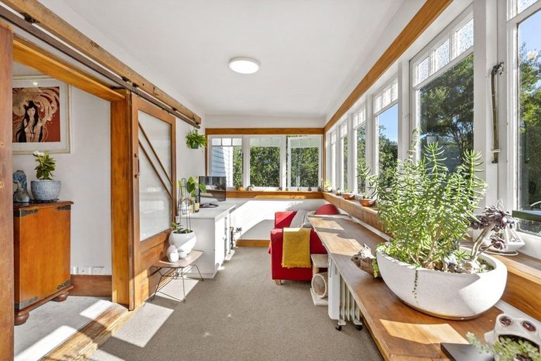 Photo of property in 6 Simon Road, Raglan, 3225