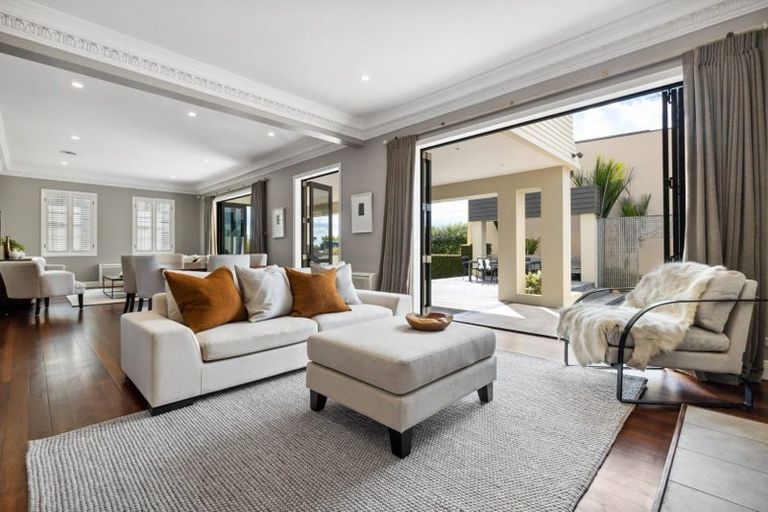 Photo of property in 16 Selwyn Avenue, Mission Bay, Auckland, 1071