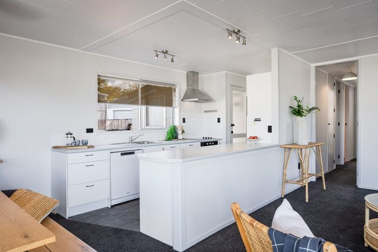 Photo of property in 21 Snells Beach Road, Snells Beach, 0920