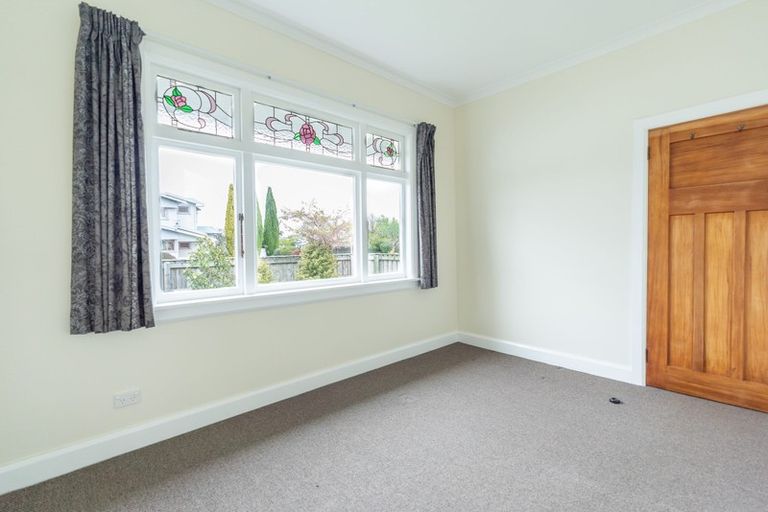 Photo of property in 24 Aroha Street, Takaro, Palmerston North, 4410