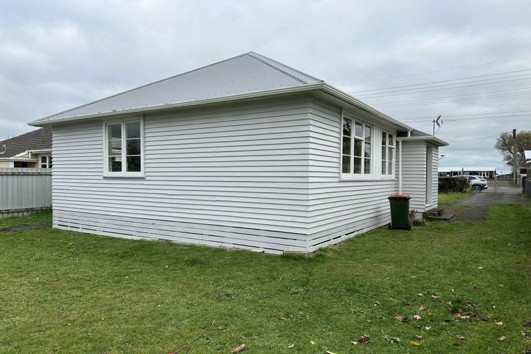 Photo of property in 18 Egmont Street, Kaponga, Hawera, 4679