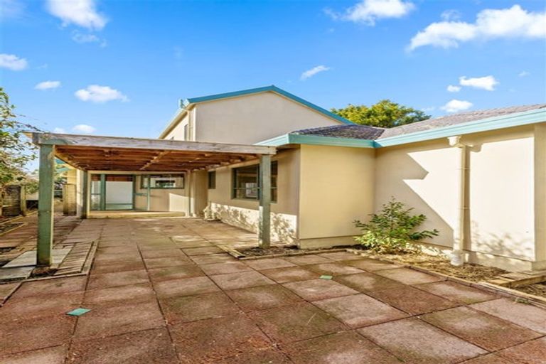Photo of property in 540 Don Buck Road, Westgate, Auckland, 0614