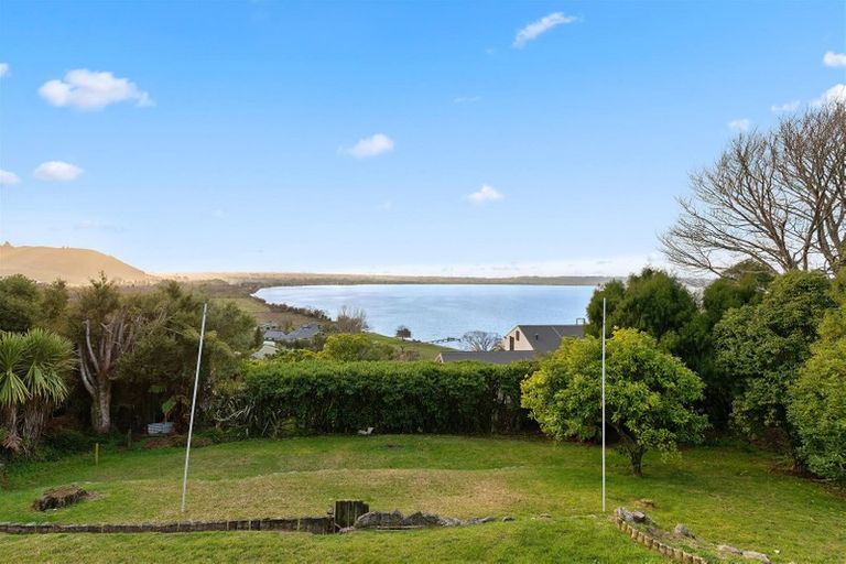 Photo of property in 7a Naera Place, Kawaha Point, Rotorua, 3010