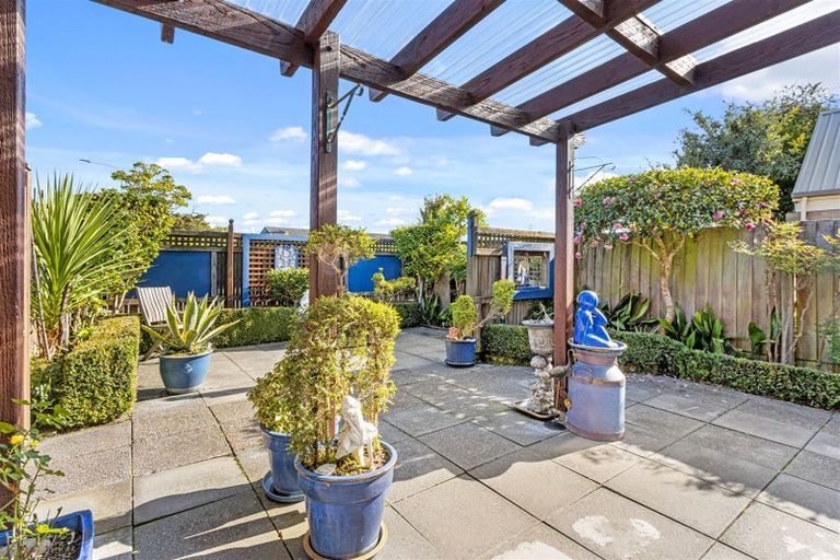 Photo of property in 2/11 Tivoli Place, Bishopdale, Christchurch, 8053