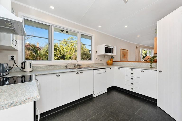 Photo of property in 103 Beerescourt Road, Beerescourt, Hamilton, 3200