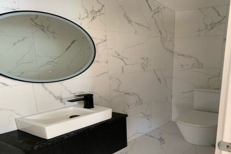 Photo of property in 8b Percy Road, Papamoa Beach, Papamoa, 3118