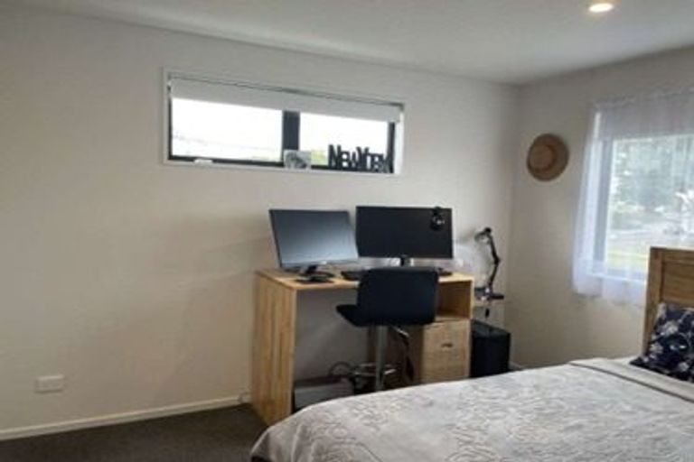 Photo of property in 1/130 Olliviers Road, Phillipstown, Christchurch, 8011