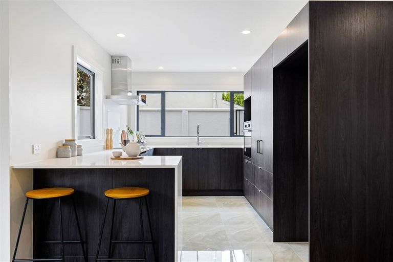 Photo of property in 2/51 Watford Street, Strowan, Christchurch, 8052