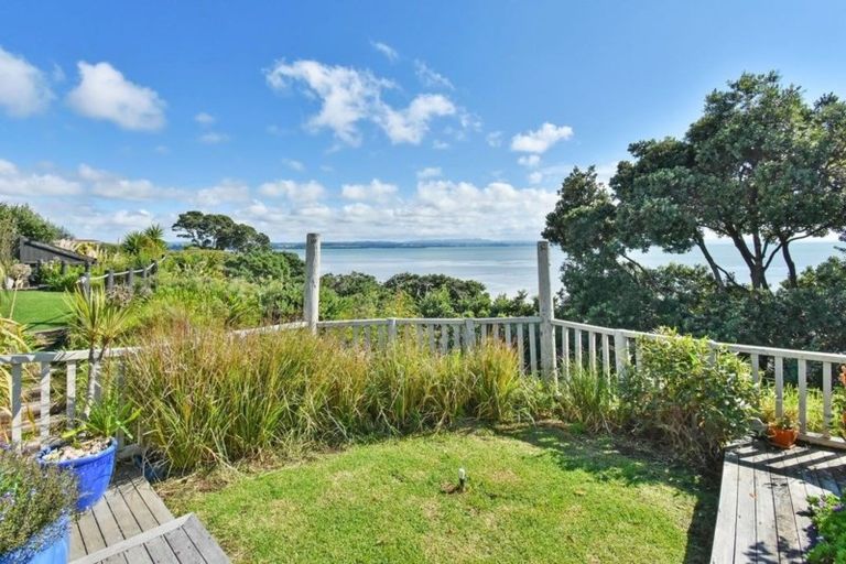 Photo of property in 7a Torkar Road, Clarks Beach, 2122