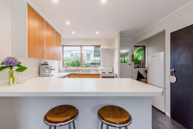 Photo of property in 7 Waikare Road, Raumati Beach, Paraparaumu, 5032