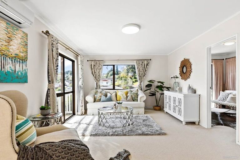 Photo of property in 72 Powrie Street, Glenfield, Auckland, 0629