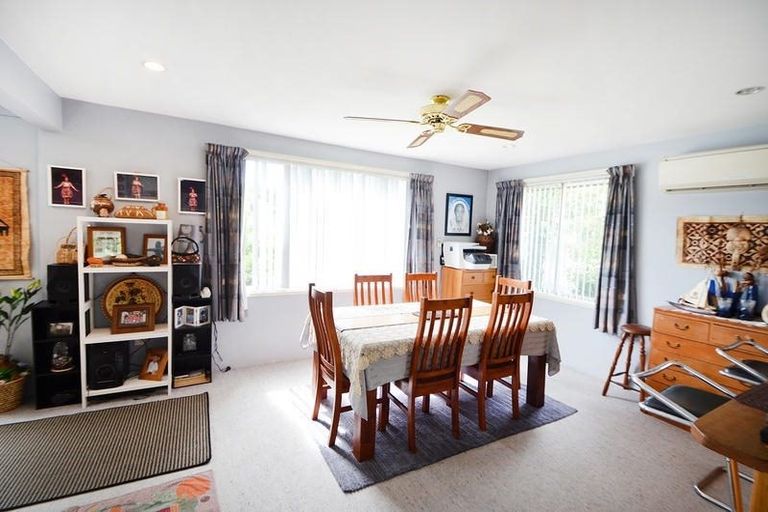 Photo of property in 100 Molyneux Avenue, Cromwell, 9310