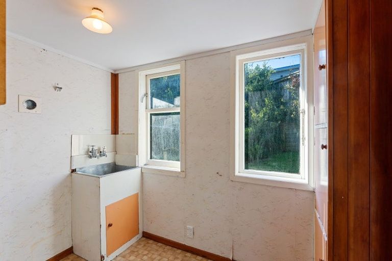 Photo of property in 1 Titoki Road, Raumati Beach, Paraparaumu, 5032