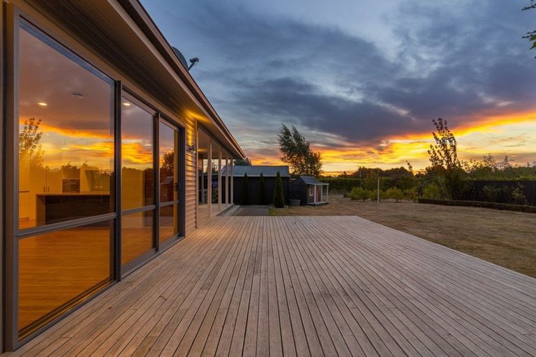 Photo of property in 71 Alma Street North, Renwick, 7204