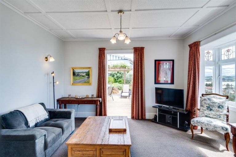 Photo of property in 14 Bay View Road, Bluff Hill, Napier, 4110