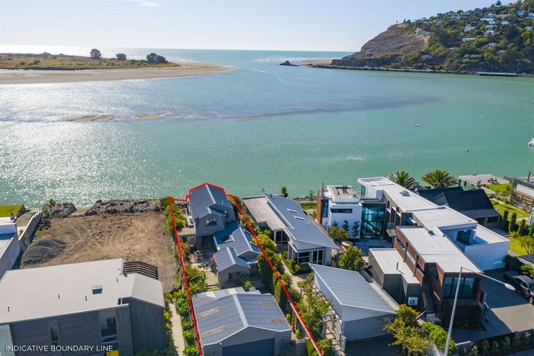 Photo of property in 141 Main Road, Redcliffs, Christchurch, 8081