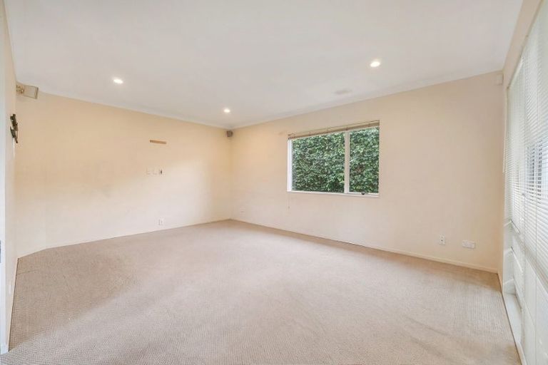 Photo of property in 12b Elliot Street, Howick, Auckland, 2014