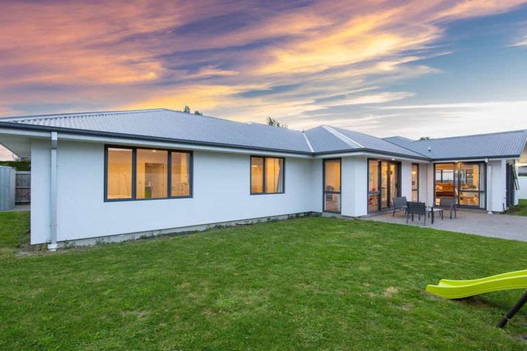 Photo of property in 93 Whincops Road, Halswell, Christchurch, 8025