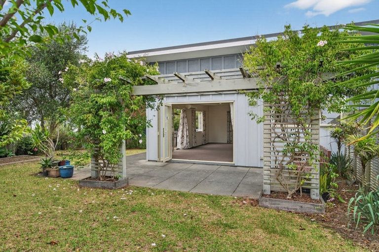 Photo of property in 4 Sandpiper Lane, Mangawhai Heads, Mangawhai, 0505