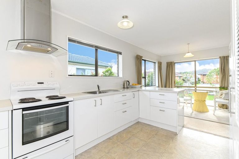 Photo of property in 30b Alice Avenue, Orewa, 0931