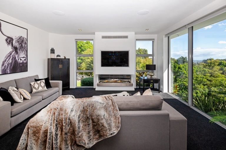 Photo of property in 824 Redoubt Road, Flat Bush, Auckland, 2019