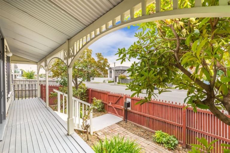 Photo of property in 85 Caledonian Road, St Albans, Christchurch, 8014