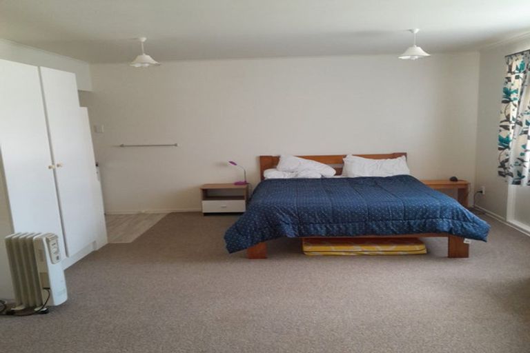 Photo of property in 2 Te Kamo Street, Ruakaka, 0116