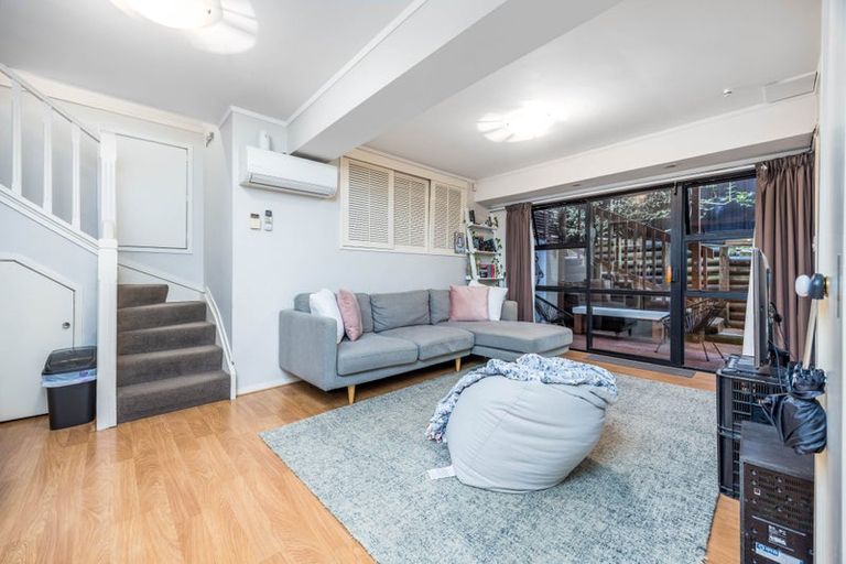 Photo of property in 29 Glencoe Road, Browns Bay, Auckland, 0630